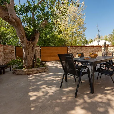 Giulia Zadarvillas ヴィラ *