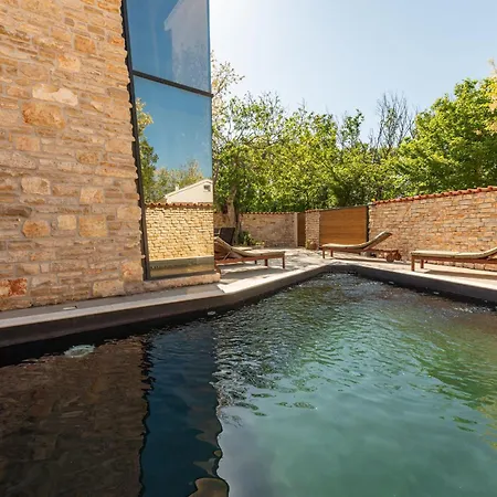 ヴィラ Giulia Zadarvillas プリヴラカ